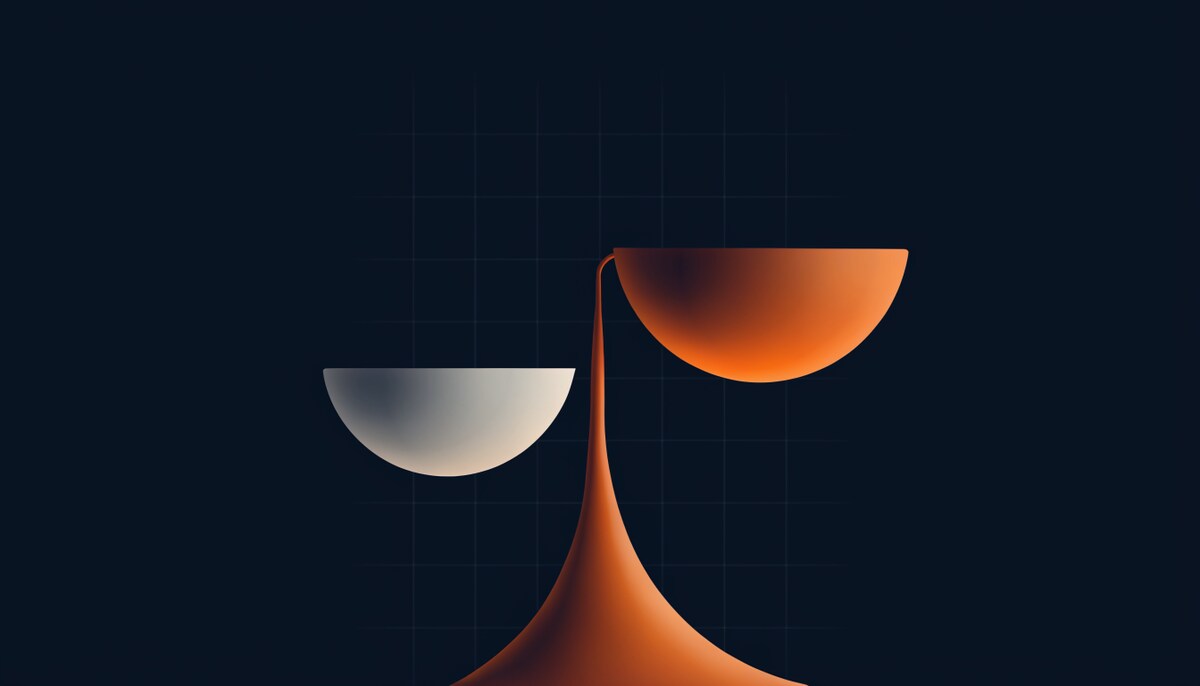 Balanza abstracta con un platillo pesado naranja representando el coste real
